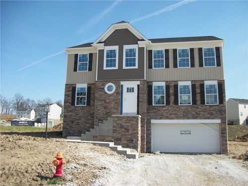 501 Gardenia Dr, Rostraver Twp, PA, 15012-9628 | Card Image