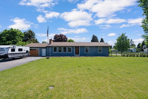 102 Winchester St, Kalispell, MT, 59901-2742 | Card Image