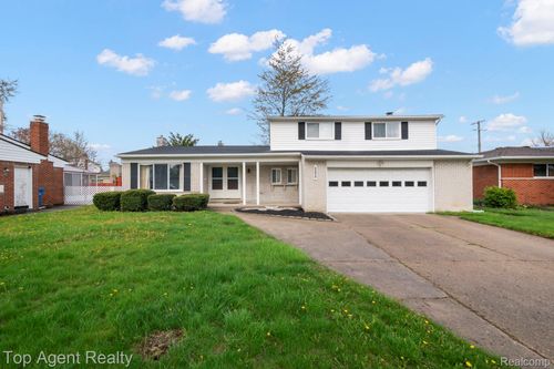 30151 Barbary Ct, Warren, MI, 48093-3086 | Card Image