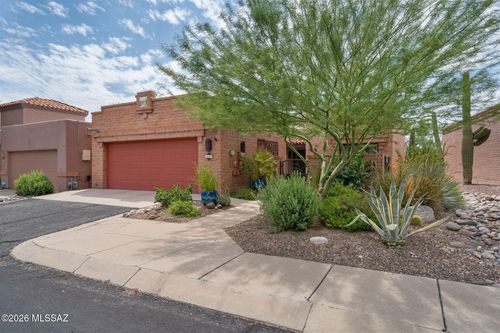 6537 N Calle Sin Nombre, Tucson, AZ, 85718-2000 | Card Image