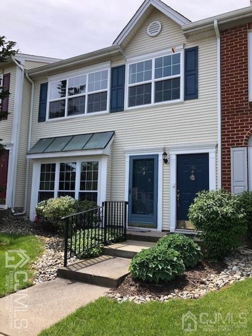 151 Gregory Ln, Franklin Park, NJ, 08823-1679 | Card Image