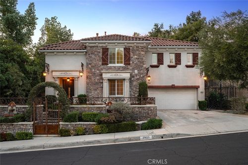 29123 Black Pine Way, Santa Clarita, CA, 91390-4185 | Card Image