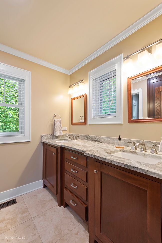 522 N Main St, House other with 4 bedrooms, 5 bathrooms and 6 parking in Naperville IL | Image 13