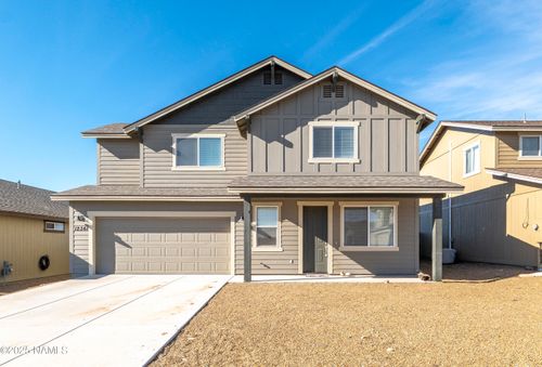 12361 Pegasus Rd, Flagstaff, AZ, 86015-5113 | Card Image