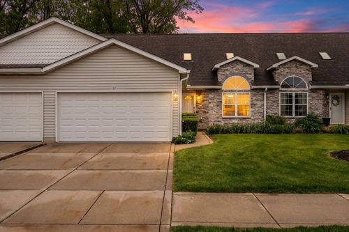 187 Fieldstone Dr, Chesterton, IN, 46304-3541 | Card Image