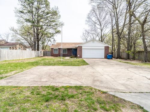 2714 E Central Ave, Bentonville, AR, 72712-5635 | Card Image