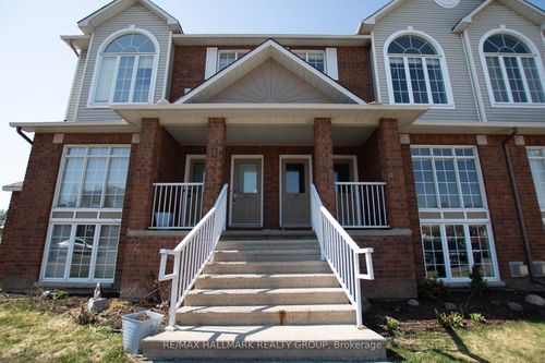16 Briston Pvt, Ottawa, ON, K1G5P5 | Card Image