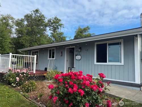 8404 Treevue Rd, Blaine, WA, 98230-9537 | Card Image