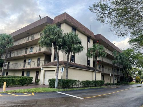 apt-228-3101 Nw 47th Ter, Lauderdale Lakes, FL, 33319-6610 | Card Image