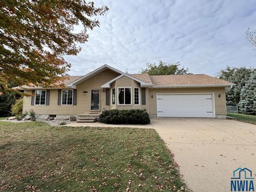 904 Shannon Dr, Jefferson, SD, 57038-2001 | Card Image