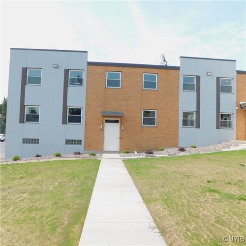 413 S Main St, Syracuse, NY, 13212-2865 | Card Image