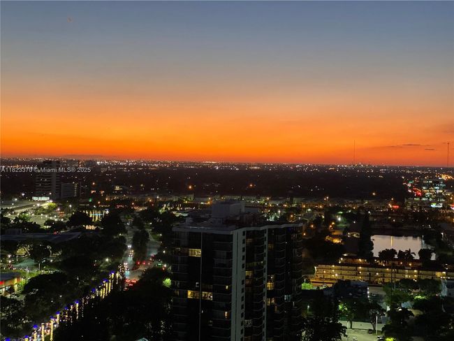APT-2601 - 20335 W Country Club Dr, Condo with 1 bedrooms, 2 bathrooms and null parking in Aventura FL | Image 15