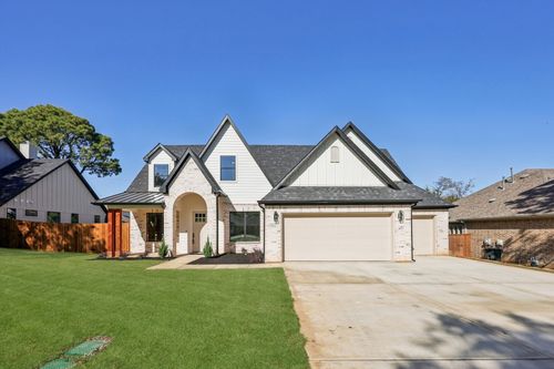 2622 Evinrude Dr, Grapevine, TX, 76051-2512 | Card Image