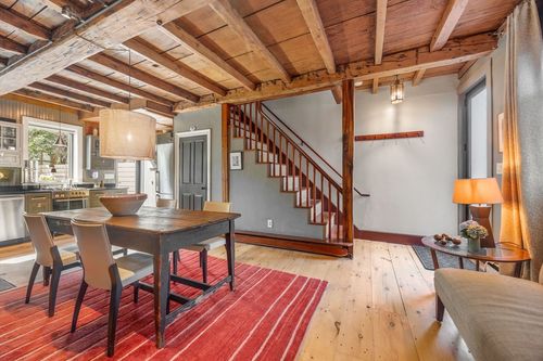 212 3rd St, Cambridge, MA, 02142 | Card Image