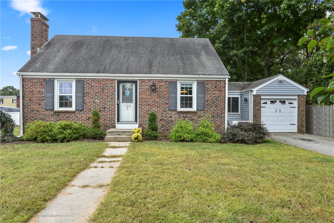 Edgehill Rd, Warwick, RI 02889