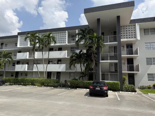 207-2991 Nw 46th Avenue, Lauderdale Lakes, FL, 33313 | Card Image