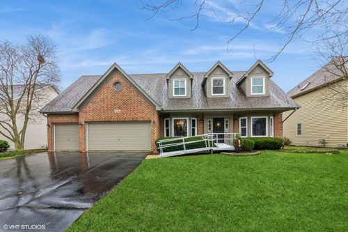 3740 Sunburst Lane, Naperville, IL, 60564 | Card Image