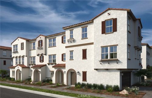 9415 Paramount St, South El Monte, CA, 91733-1582 | Card Image