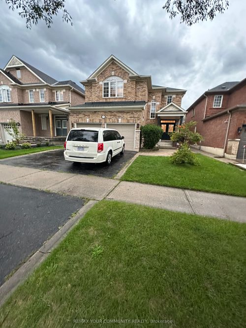lower-9 Alyssum Crt, Richmond Hill, ON, L4E4M7 | Card Image