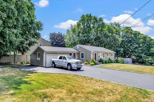 235 Overland Dr, Stratford, CT, 06614-2256 | Card Image