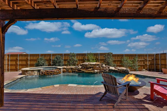 3236 Camden Creek Rd, House other with 4 bedrooms, 2 bathrooms and null parking in Krum TX | Image 10