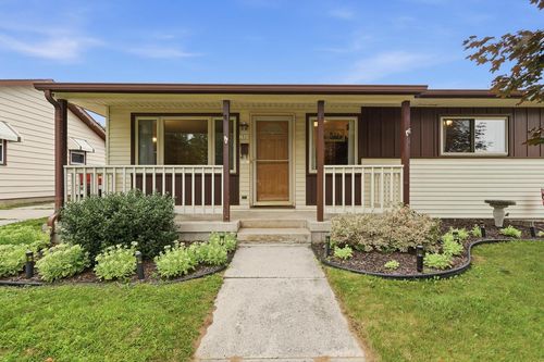 2529 S 15th Street, Sheboygan, WI, 53081 | Card Image