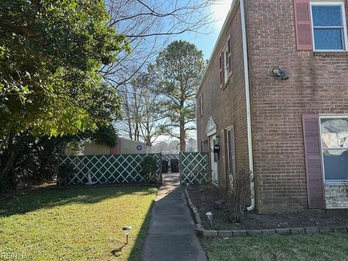 753 Lake Edward Dr, Virginia Beach, VA, 23462-1531 | Card Image