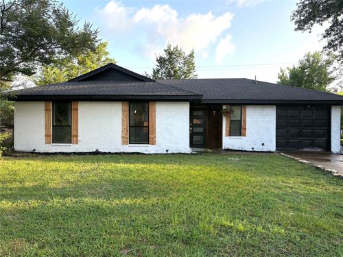 1704 Phillips Ln, Kaufman, TX, 75142-3018 | Card Image