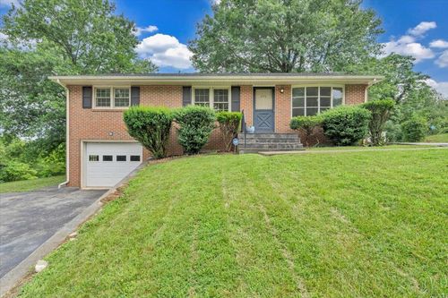 4774 Northwood Dr Nw, Roanoke, VA, 24017-2010 | Card Image