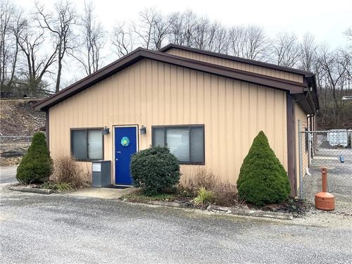 1227 Sunset Dr, Butler, PA, 16001-0781 | Card Image