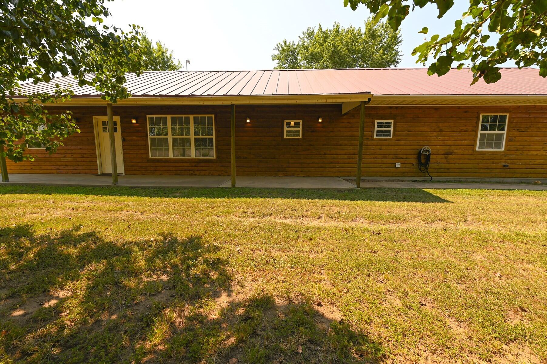 Ivy Rd, Carl Junction, MO 64834