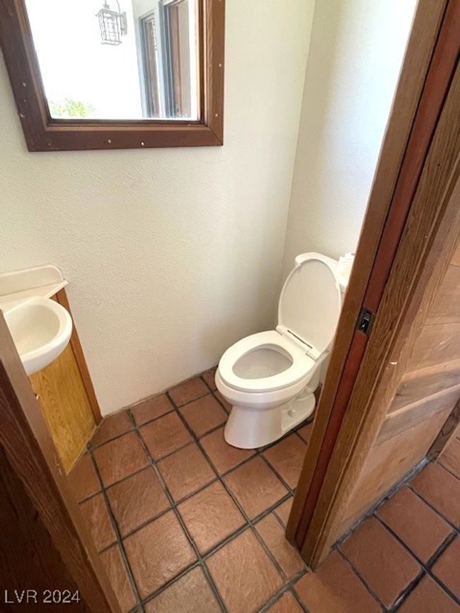 19 Crescent Dr, House other with 3 bedrooms, 3 bathrooms and null parking in Tonopah NV | Image 12