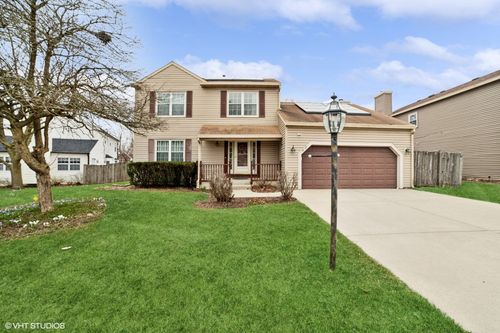 18 Ascot Ln, Streamwood, IL, 60107-6618 | Card Image