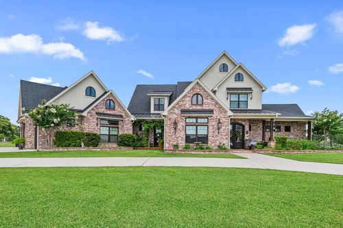304 Champions Ct, El Campo, TX, 77437-1569 | Card Image