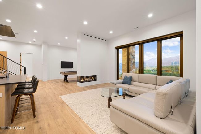 1319 W Skyridge Dr, Home with 7 bedrooms, 9 bathrooms and null parking in Mayflower Mnt UT | Image 56