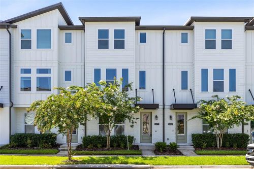 8472 Sperry St, ORLANDO, FL, 32827-6889 | Card Image