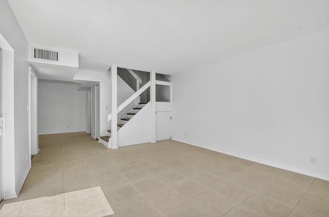 APT-19D - 1010 Ne 8 Th Ave, Condo with 2 bedrooms, 2 bathrooms and null parking in Delray Beach FL | Image 20