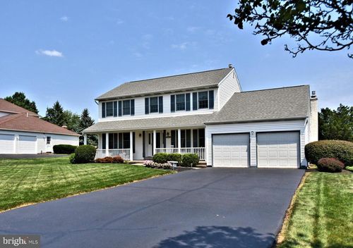 117 Gwynmont Dr, North Wales, PA, 19454-1812 | Card Image