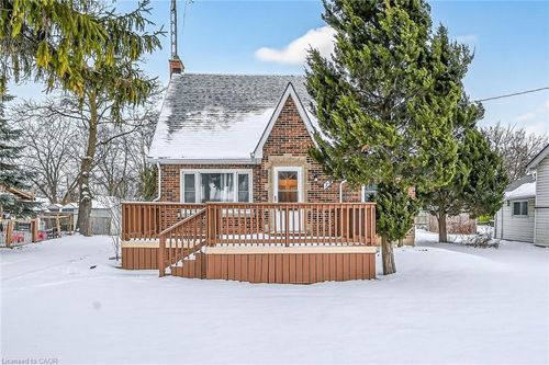 79 Main Street S, Hagersville, ON, N0A1H0 | Card Image