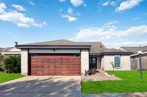 6210 Gladewell Dr, Houston, TX, 77072-1504 | Card Image