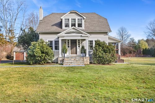 98 Comstock Hill Ave, Norwalk, CT, 06850-1005 | Card Image