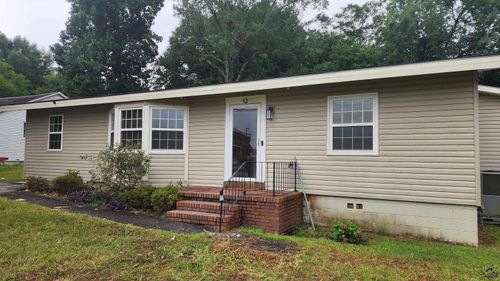 1300 North Ave, Perry, GA, 31069-2615 | Card Image