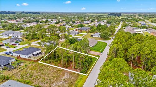 482 Oldenberg St Sw, Palm Bay, FL, 32908-4733 | Card Image