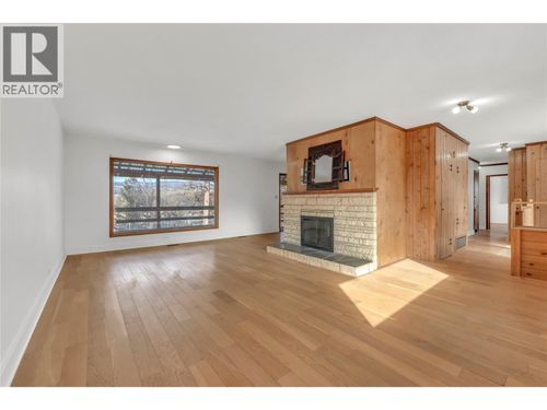 379 Mayne Avenue, Princeton, BC, V0X1W0 | Card Image