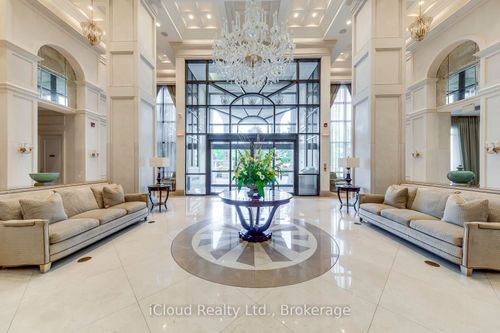 804-9255 Jane St, Vaughan, ON, L6A0K1 | Card Image