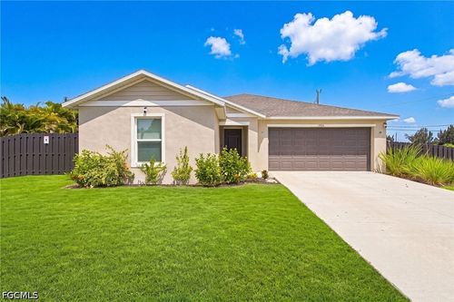1904 Ne 6th Ave, Cape Coral, FL, 33909-9215 | Card Image
