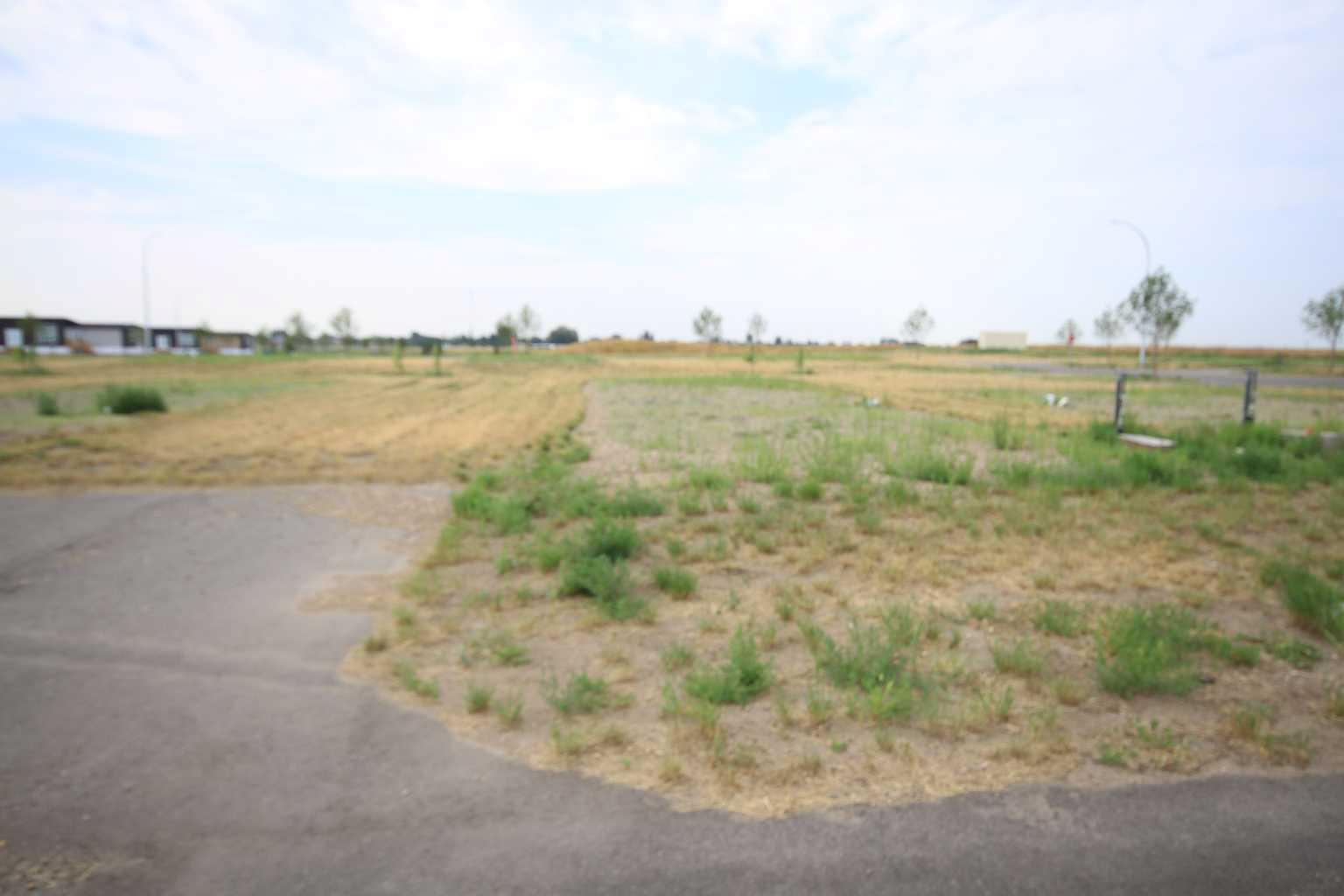 2 Meadows Way, For Sale in Taber Zoocasa