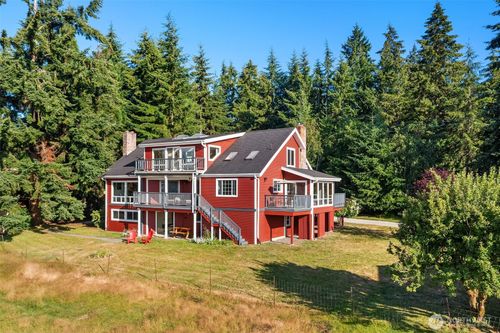 7206 Sw 248th St, Vashon, WA, 98070-8002 | Card Image