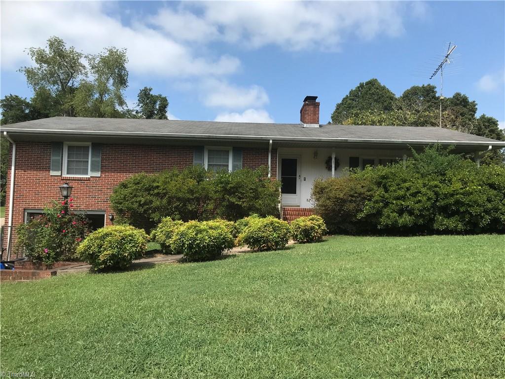 Windy Rd, Eden, NC 27288