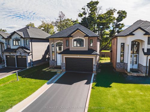 52 Cesar Pl, Ancaster, ON, L9G0G3 | Card Image